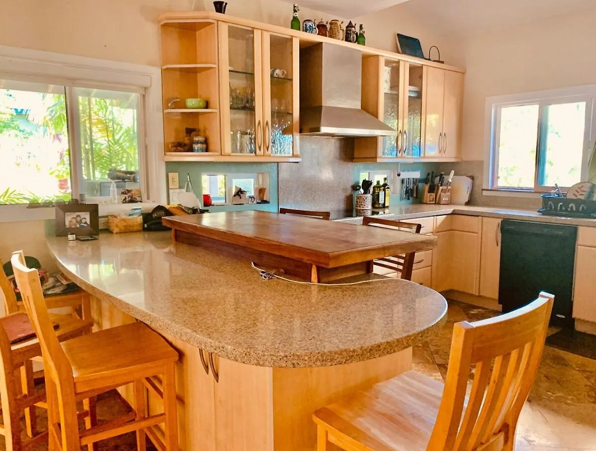 Semesterbostad Waimea Bay Tropical Retreat With Pool And Jacuzzi Villa Haleiwa